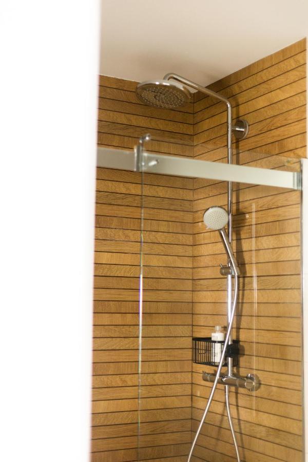 לאון Principia Suites מראה חיצוני תמונה