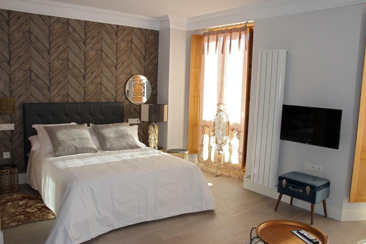 לאון Principia Suites מראה חיצוני תמונה